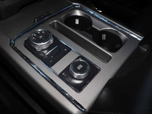 Certified 2019 Ford Expedition XLT w/ Equipment Group 201A image 34