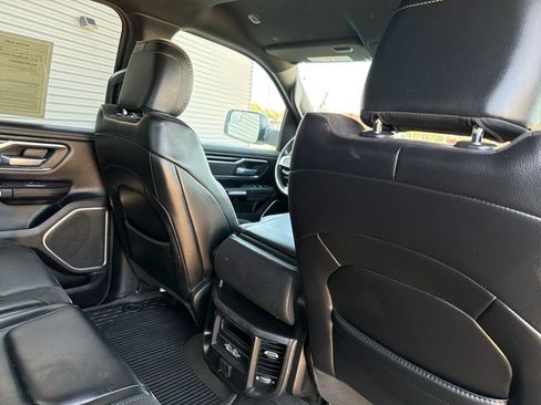 Used 2023 RAM 1500 Laramie AWD/4WD image 19