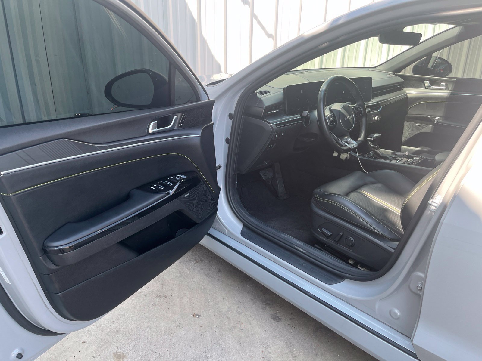 Used 2025 Kia K5 GT w/ GT1 Package FWD image 10