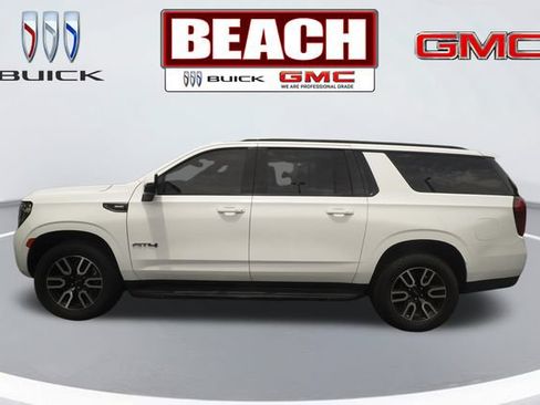 Used 2021 GMC Yukon XL AT4 AWD/4WD image 6
