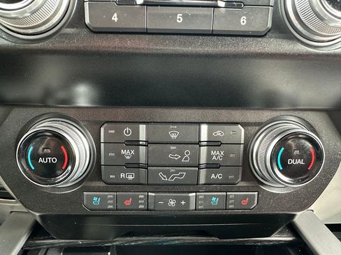 Used 2020 Ford F150 Platinum w/ Equipment Group 701A Luxury AWD/4WD image 8