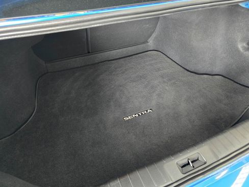 Used 2024 Nissan Sentra SV FWD image 16