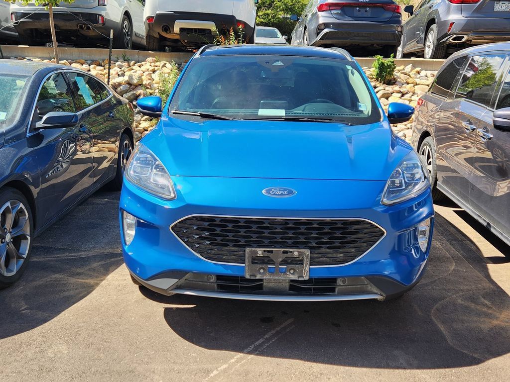 Used 2020 Ford Escape Titanium AWD/4WD image 2
