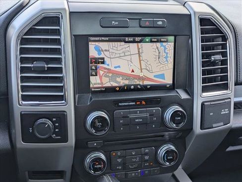 Used 2015 Ford F150 Lariat w/ Equipment Group 502A Luxury AWD/4WD image 11
