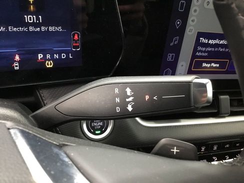 Used 2025 Chevrolet Equinox LT AWD/4WD image 21