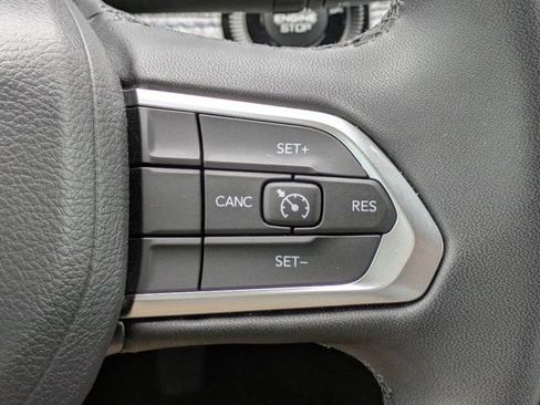 Used 2024 Jeep Compass Latitude AWD/4WD image 26