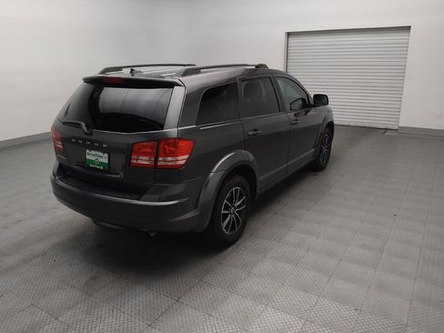Used 2018 Dodge Journey SE w/ Popular Equipment Group FWD image 9