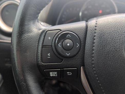 Used 2015 Toyota RAV4 Limited FWD image 19