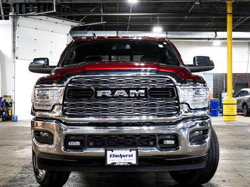 Used 2022 RAM 2500 Limited w/ Snow Chief Group AWD/4WD image 3