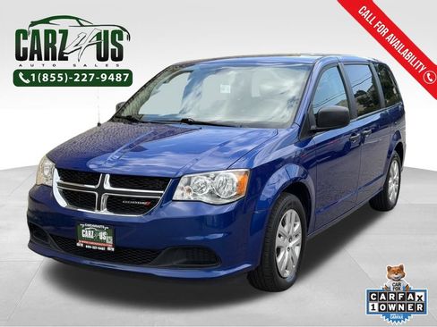 Used 2019 Dodge Grand Caravan SE w/ UConnect Hands-Free Group FWD image 1