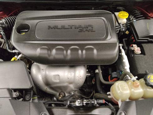 Used 2020 Jeep Cherokee Latitude Plus FWD image 30