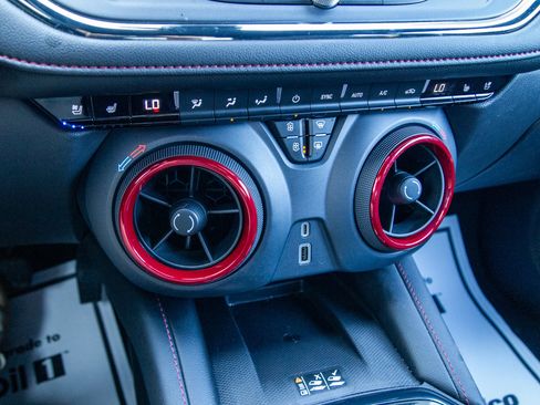 Used 2023 Chevrolet Blazer RS w/ Enhanced Convenience Package FWD image 18