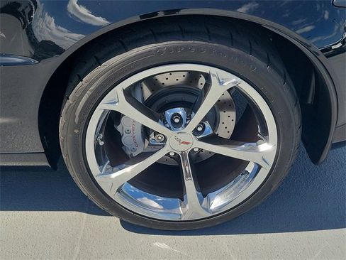 Used 2013 Chevrolet Corvette Grand Sport w/ 3LT Preferred Equipment Group image 12