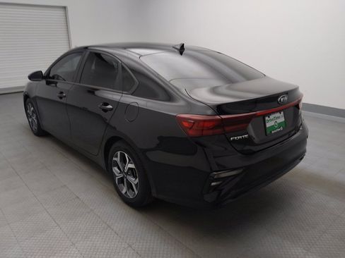 Used 2021 Kia Forte LXS FWD image 5