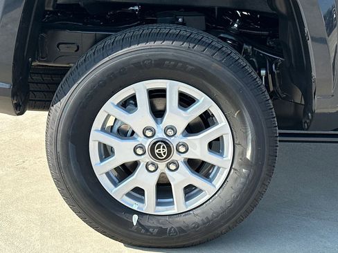 New 2025 Toyota Tacoma SR5 image 7
