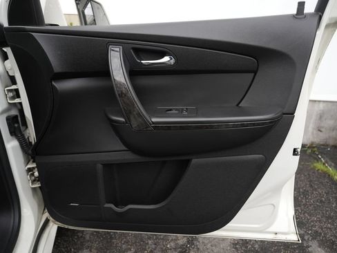 Used 2011 GMC Acadia Denali AWD/4WD image 35