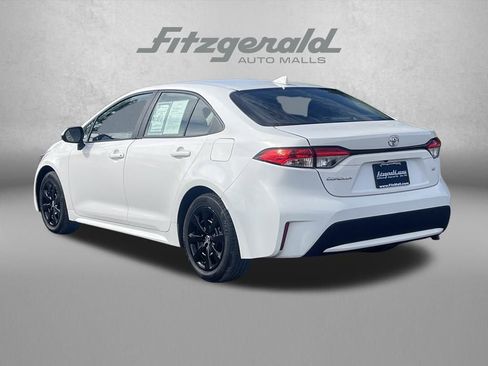 Used 2022 Toyota Corolla LE image 8