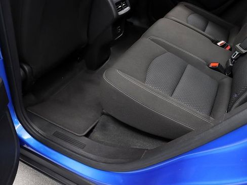 Certified 2024 GMC Terrain SLE image 25