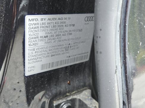 Used 2019 Audi Q8 Prestige AWD/4WD image 34