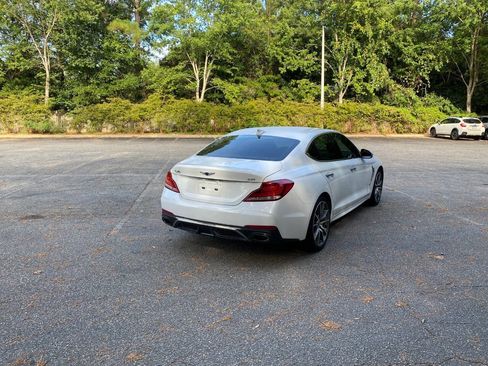 Used 2019 Genesis G70 3.3T Advanced RWD image 5