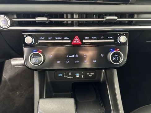 Certified 2025 Hyundai Tucson SEL AWD/4WD image 23