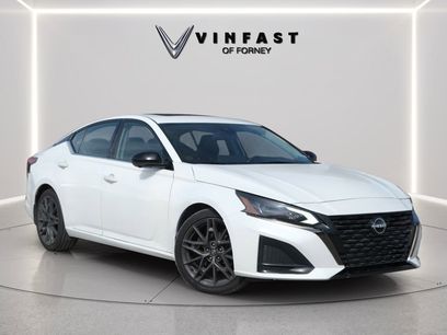 Used 2023 Nissan Altima 2.0 SR