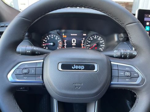 New 2026 Jeep Compass Latitude AWD/4WD image 27