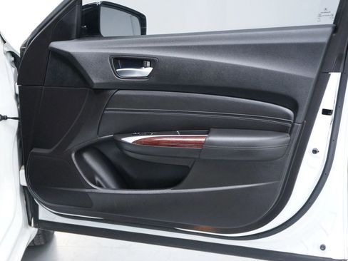 Used 2016 Acura TLX image 30