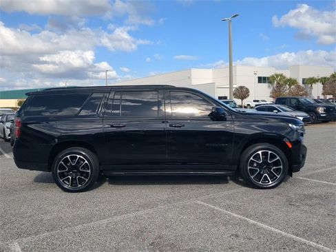Used 2021 Chevrolet Suburban RST w/ Rear Media and Nav Package image 3