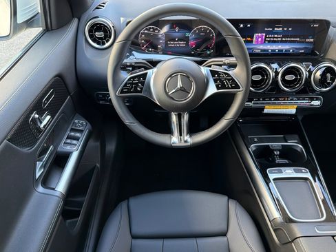 New 2026 Mercedes-Benz GLA 250 image 13