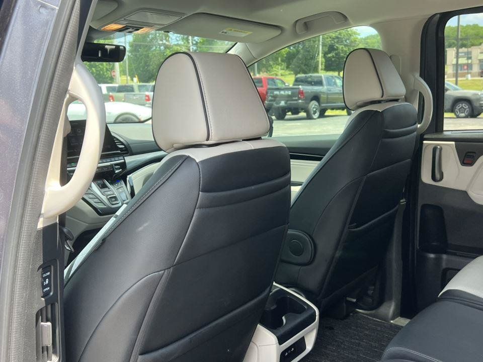 Used 2025 Honda Odyssey Elite image 32