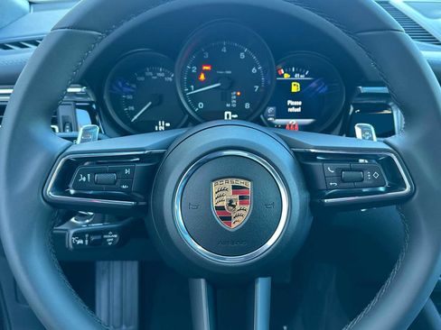New 2026 Porsche Macan image 25