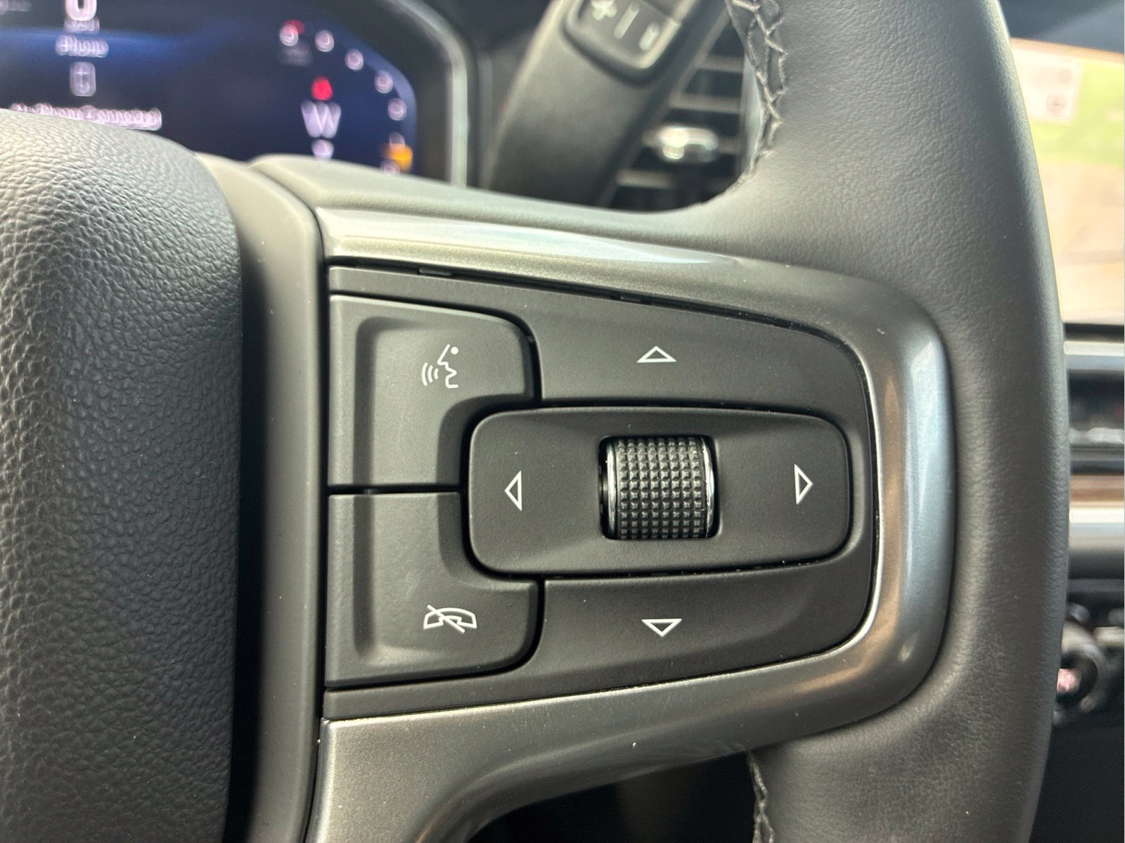 Used 2026 Chevrolet Silverado 1500 RST w/ RST Select Package RWD image 15