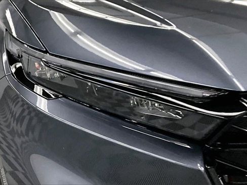 Used 2024 Honda CR-V Sport-L image 29