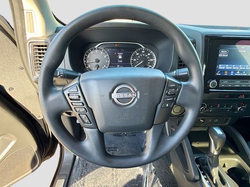 Used 2022 Nissan Frontier S w/ Technology Package RWD image 35