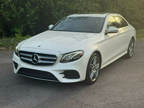 Used 2018 Mercedes-Benz E 300 4MATIC image 2