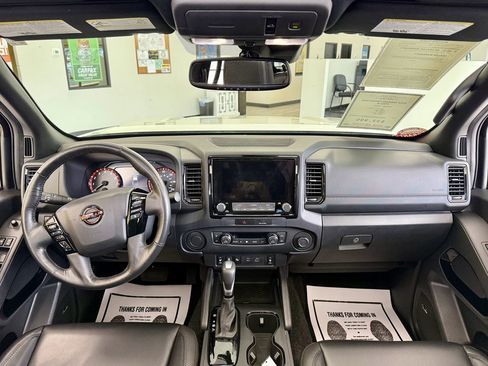 Used 2022 Nissan Frontier Pro-X w/ Pro-X Premium Package RWD image 10