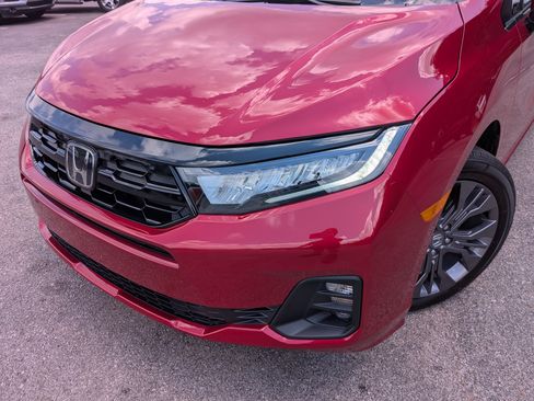 Used 2026 Honda Odyssey Touring image 13