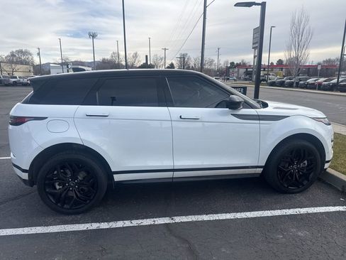 Used 2021 Land Rover Range Rover Evoque R-Dynamic SE image 7