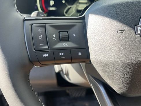 New 2026 Nissan Pathfinder Platinum image 25