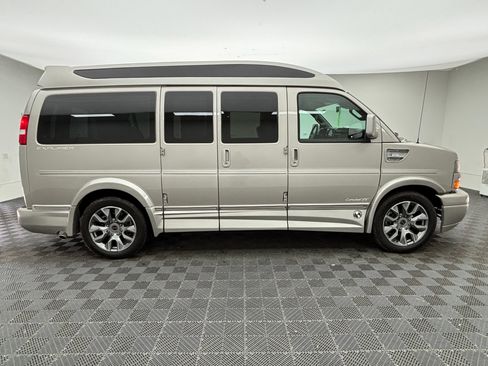 New 2026 GMC Savana 2500 w/ Driver Convenience Package RWD image 6
