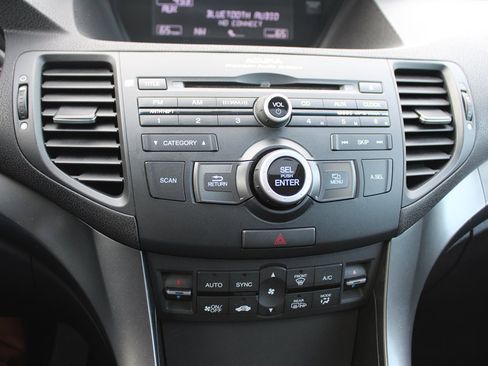 Used 2011 Acura TSX Sedan image 23