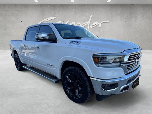 Used 2022 RAM 1500 Laramie AWD/4WD image 2