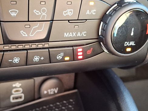 Certified 2024 Ford Bronco Sport Outer Banks w/ Tech Package AWD/4WD image 28