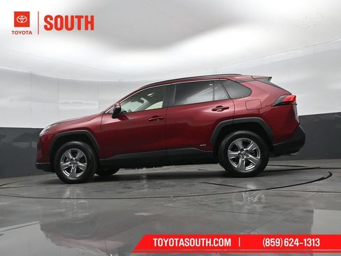 Used 2023 Toyota RAV4 LE AWD/4WD image 41