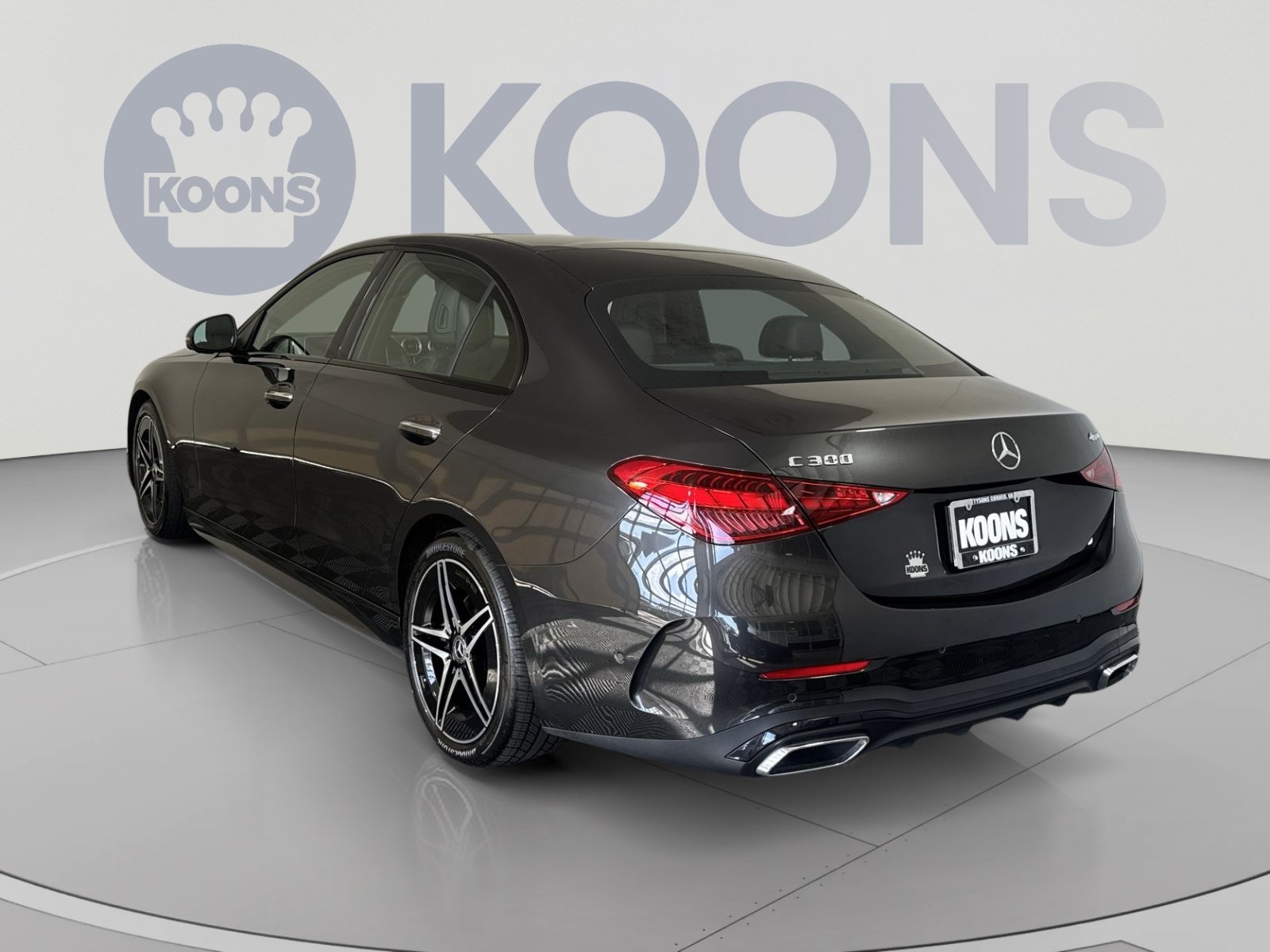 Used 2023 Mercedes-Benz C 300 4MATIC Sedan image 4