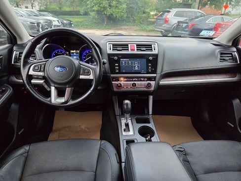 Used 2017 Subaru Outback 2.5i Limited AWD/4WD image 19