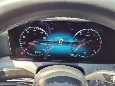 Used 2021 Mercedes-Benz E 350 4MATIC Sedan image 11