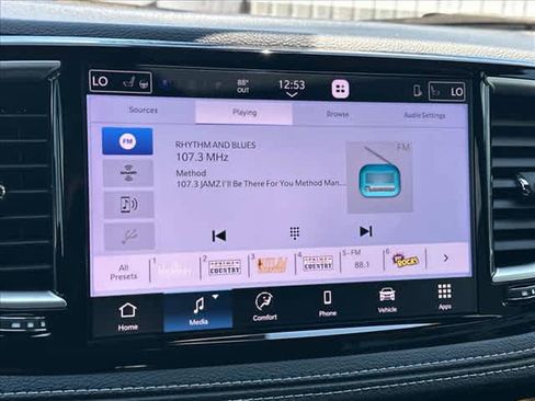 Used 2026 Chrysler Pacifica Select FWD image 25
