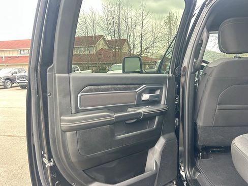 Used 2024 RAM 2500 Big Horn w/ Night Edition image 20